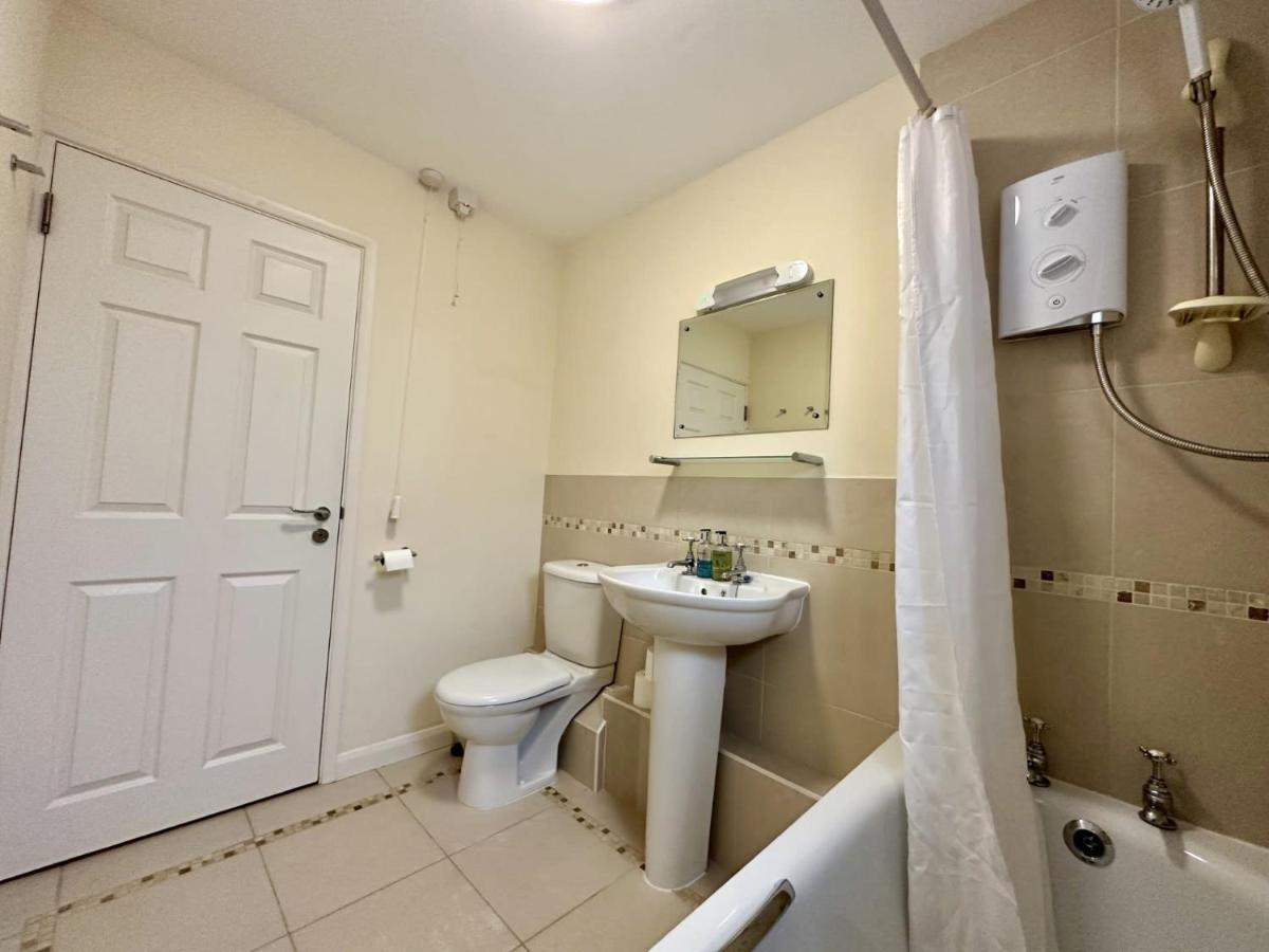 Super Apartment Next To Bicester Village Sleeps 4 Eksteriør bilde